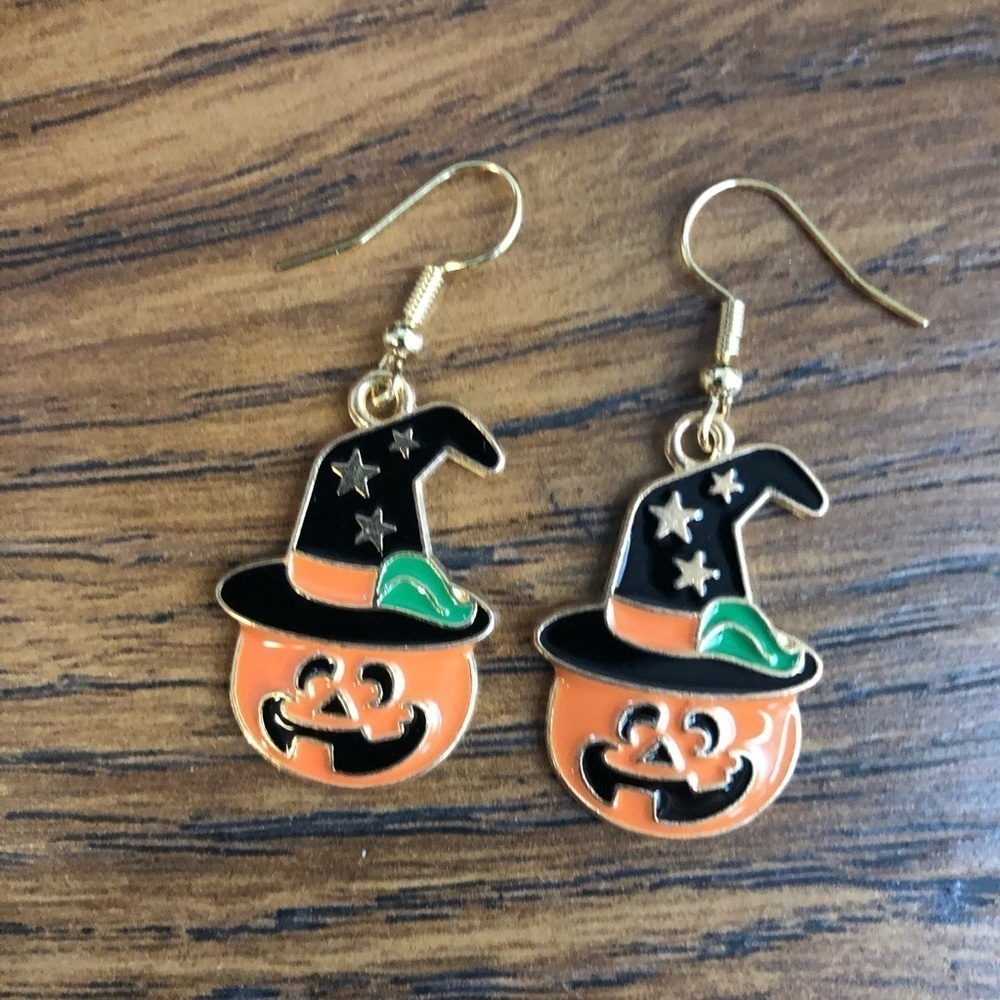 Halloween Earrings with Pumpkin Witch‎